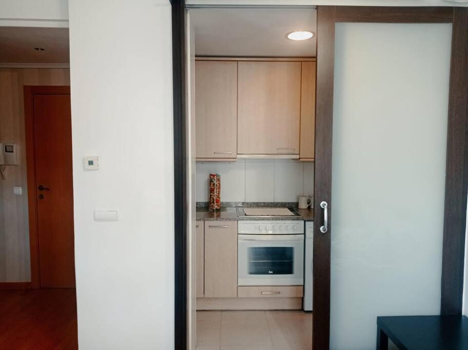 Acogedor Apartamento Con Piscina Y Garaje Apartment อูเอสกา ภายนอก รูปภาพ